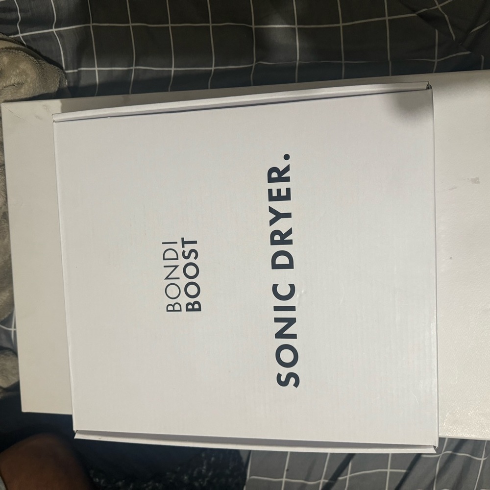 Hair dryer with diffuser